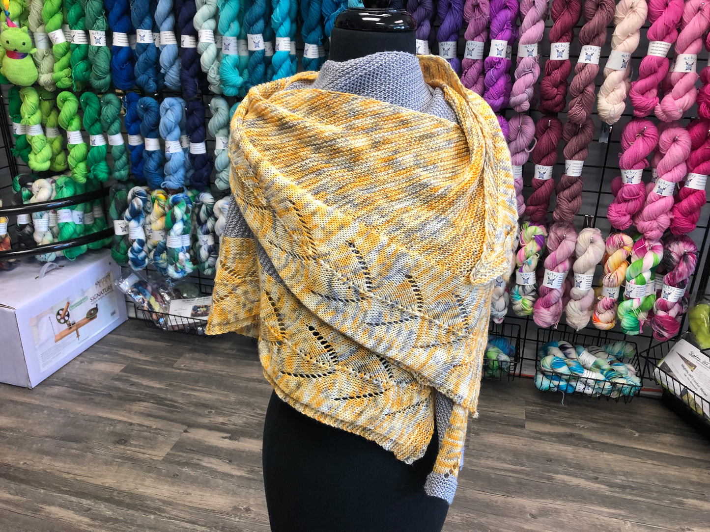Powered Up Power Up Edged Shawl Pattern - digital download
