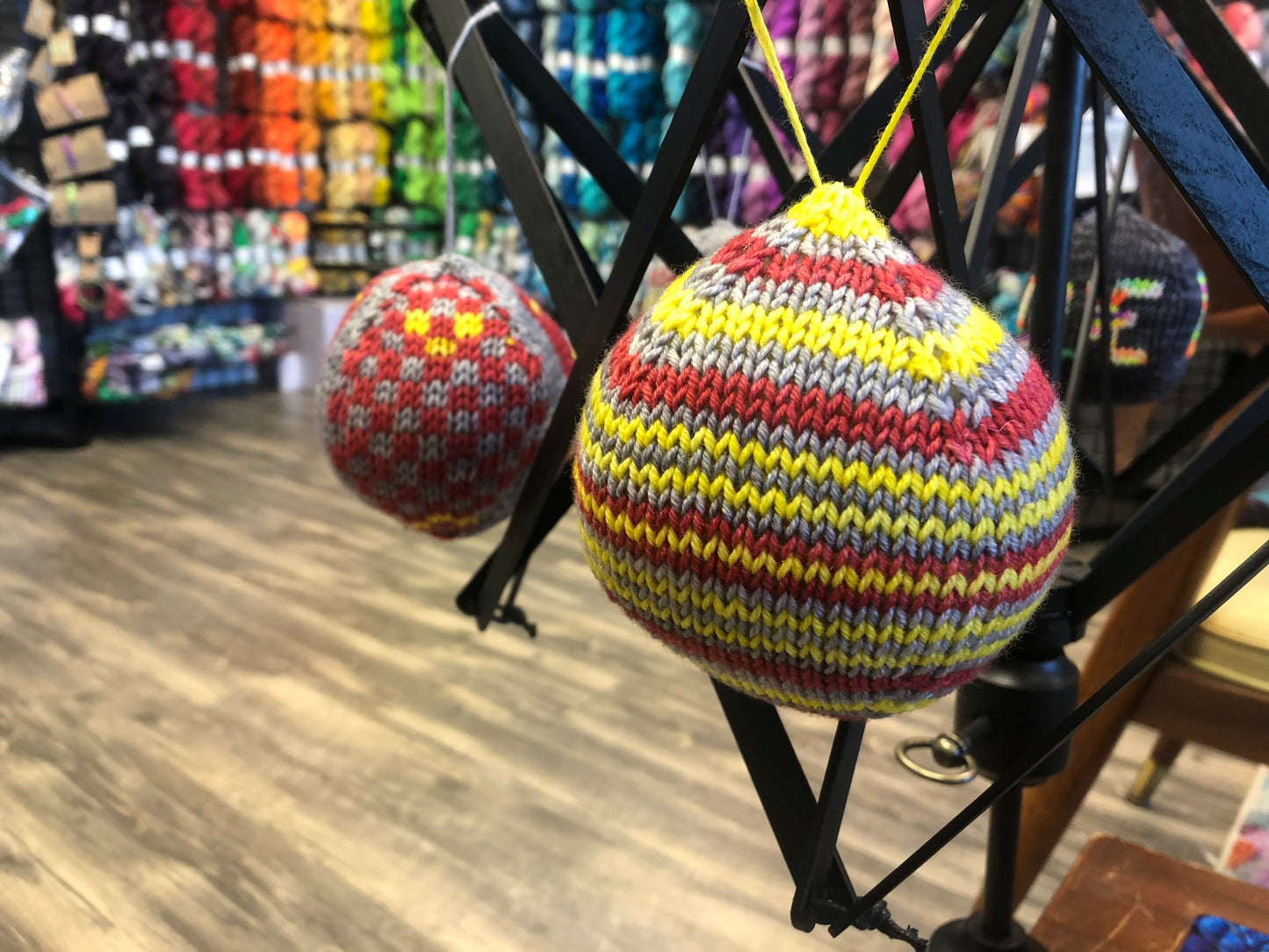 Holiday Movie Ornament Knitting Pattern
