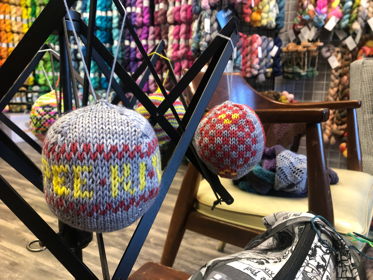 Holiday Movie Ornament Knitting Pattern