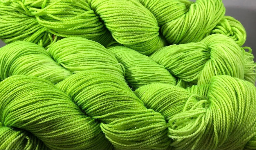 Mom's Hat & Mitts Set Kit