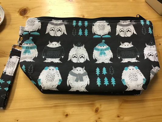 Abominable Yeti Medium Wedge Zipper Bag