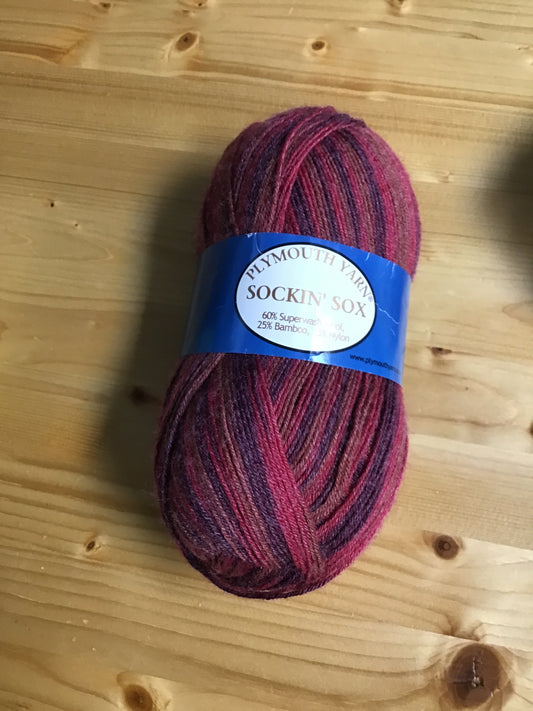 DeStash - Plymouth yarn sockin sock