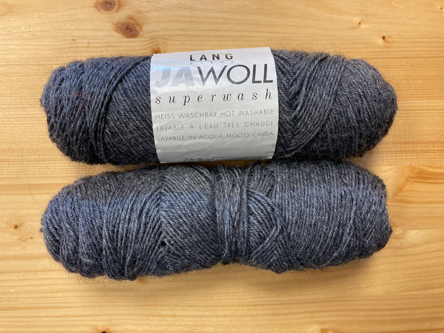 Lang Yarns Jawoll Color 75 superwash/18 polyamide/7 acrylic 45 grams, 190 meters