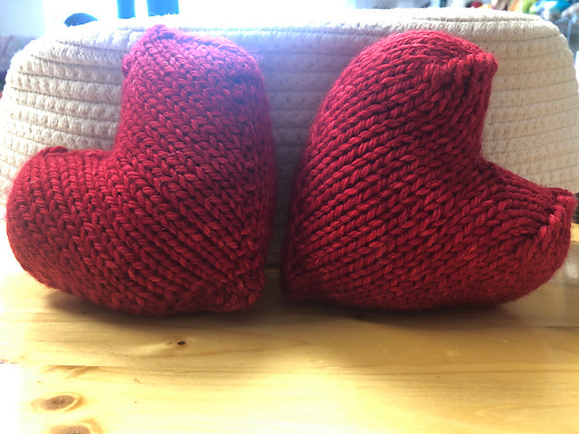 Heart Pillow Knit Pattern / Download