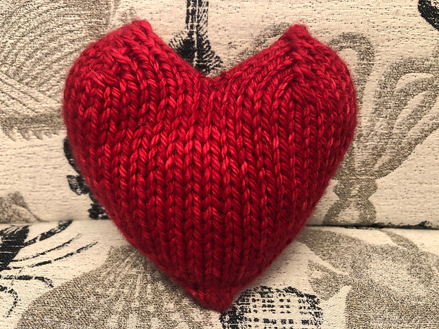 Heart Pillow Knit Pattern / Download