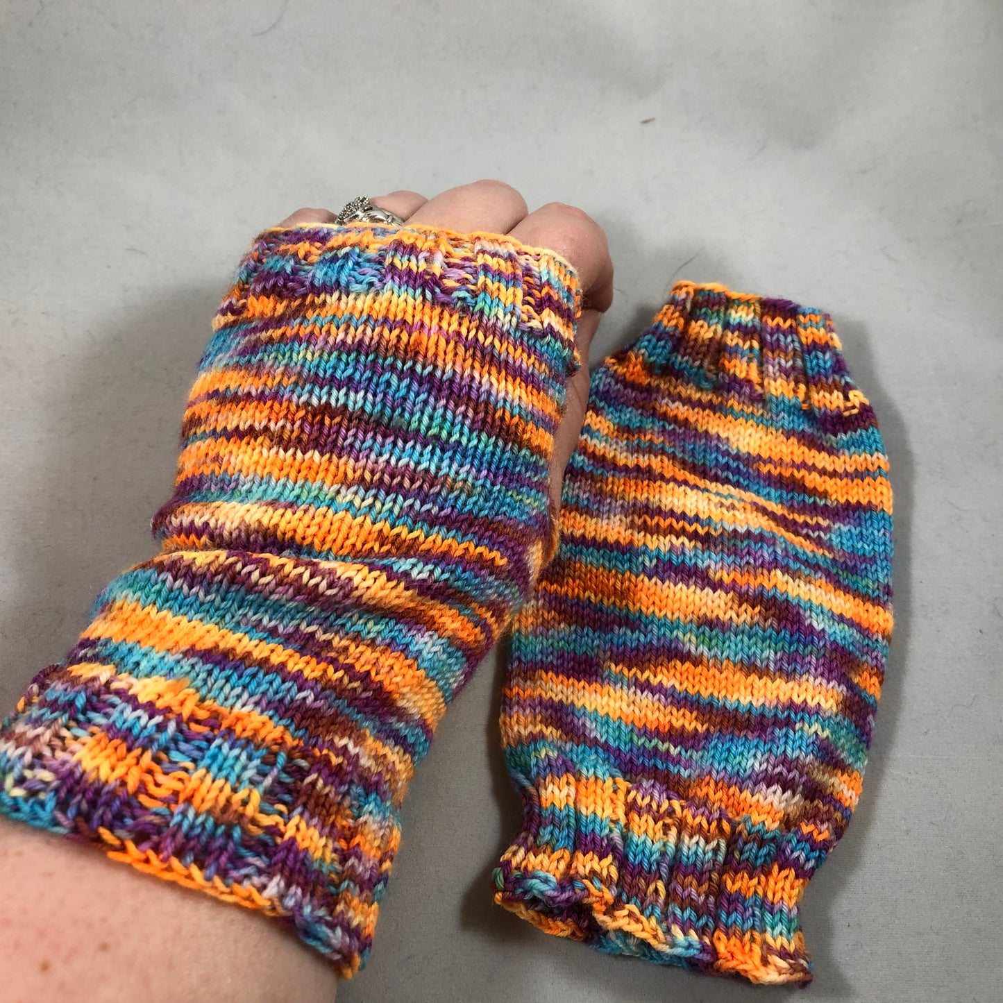 Most Basic Of Mitts Pattern - digital download